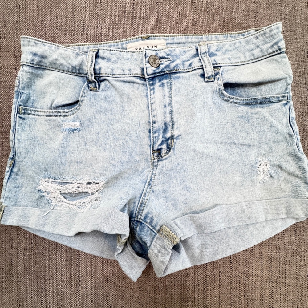 PacSun Super Stretch Shortie Distressed Denim Shorts Light Wash 28